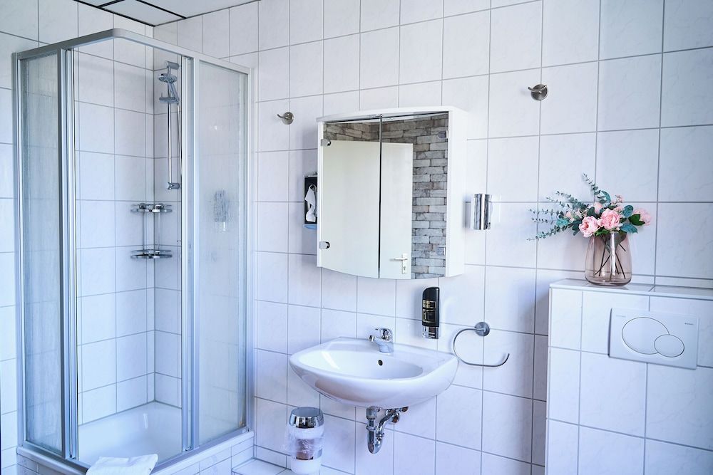 Hotel Maximo Classic Quadruple Room 11