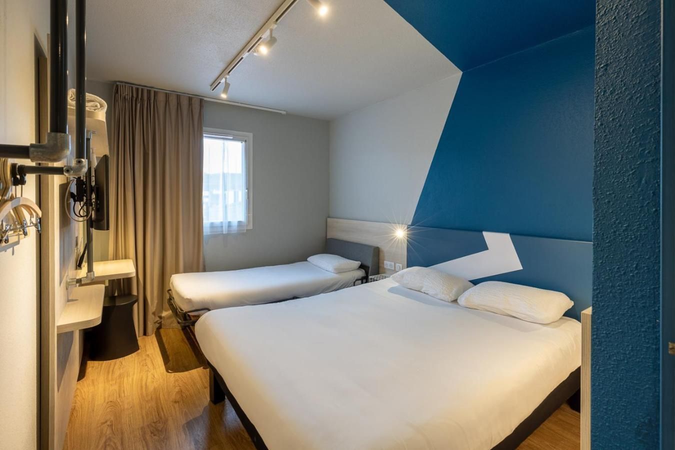 Standard Double Room with Single Bed