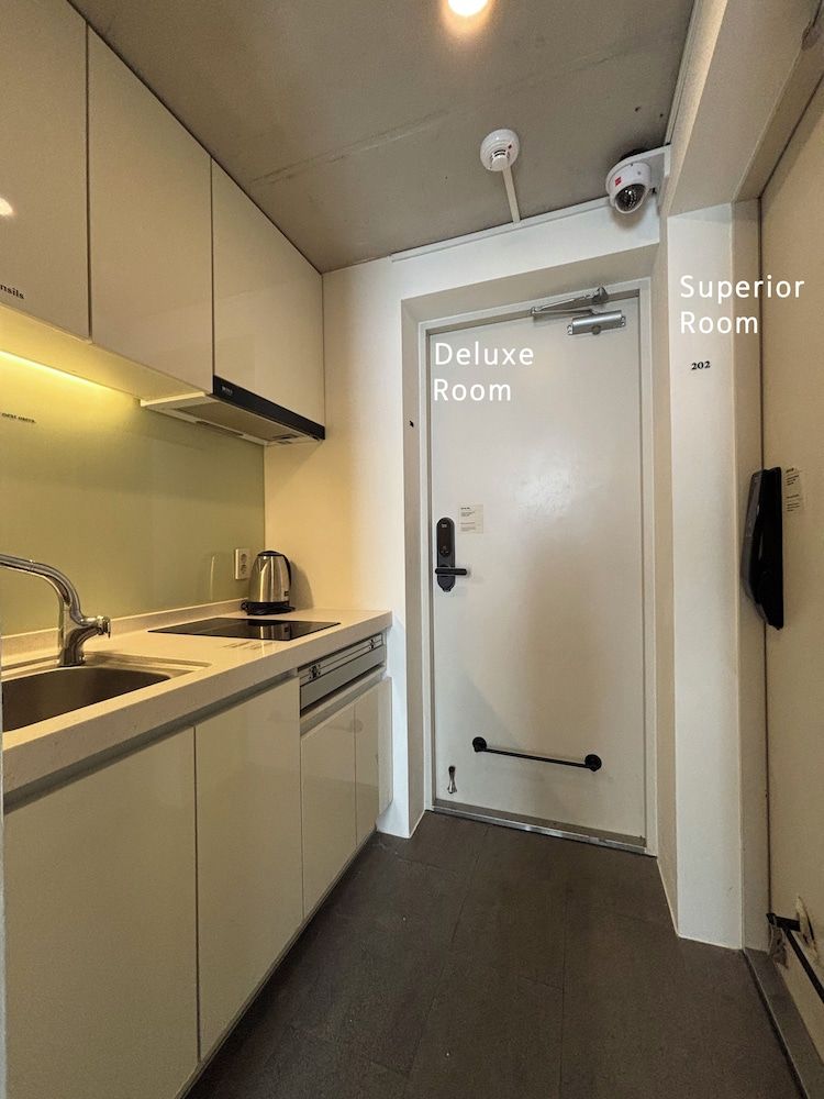 The Phase Boutique Hotel Superior Double Room 9