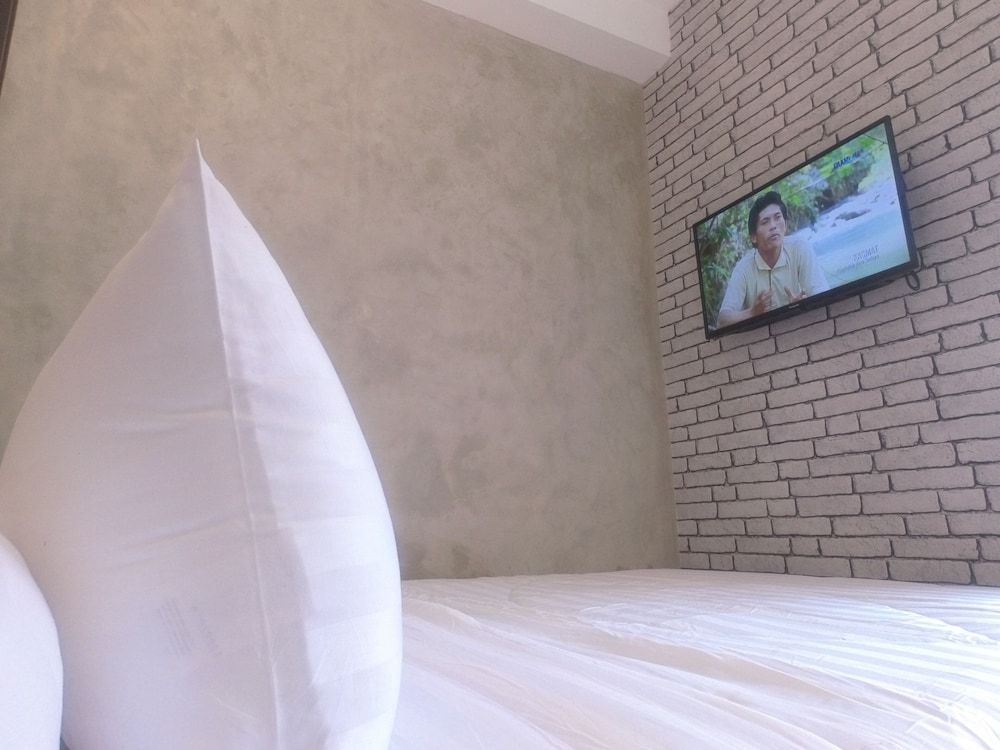 Dparagon Gajah Mada Deluxe Room 10