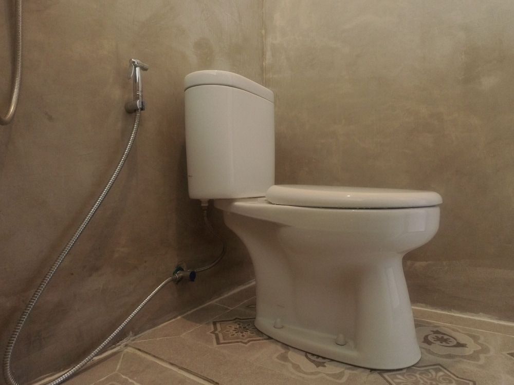 Dparagon Gajah Mada Deluxe Room 8