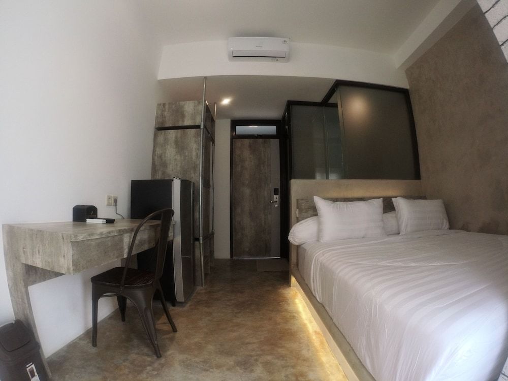 undefined Dparagon Gajah Mada 6