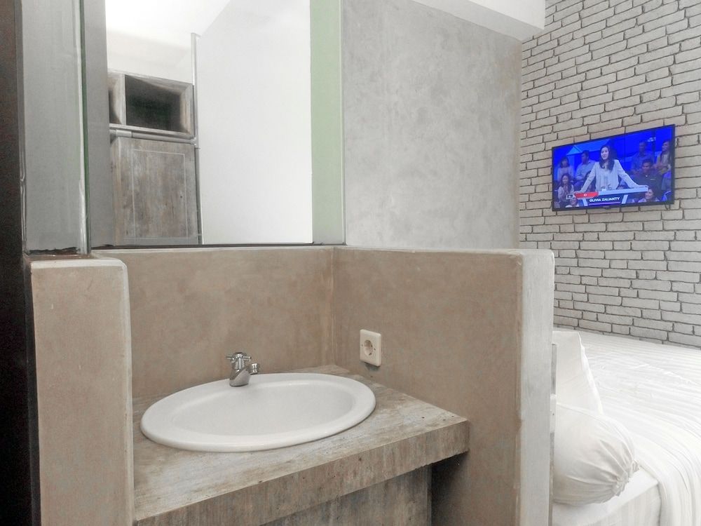 undefined Dparagon Gajah Mada 9