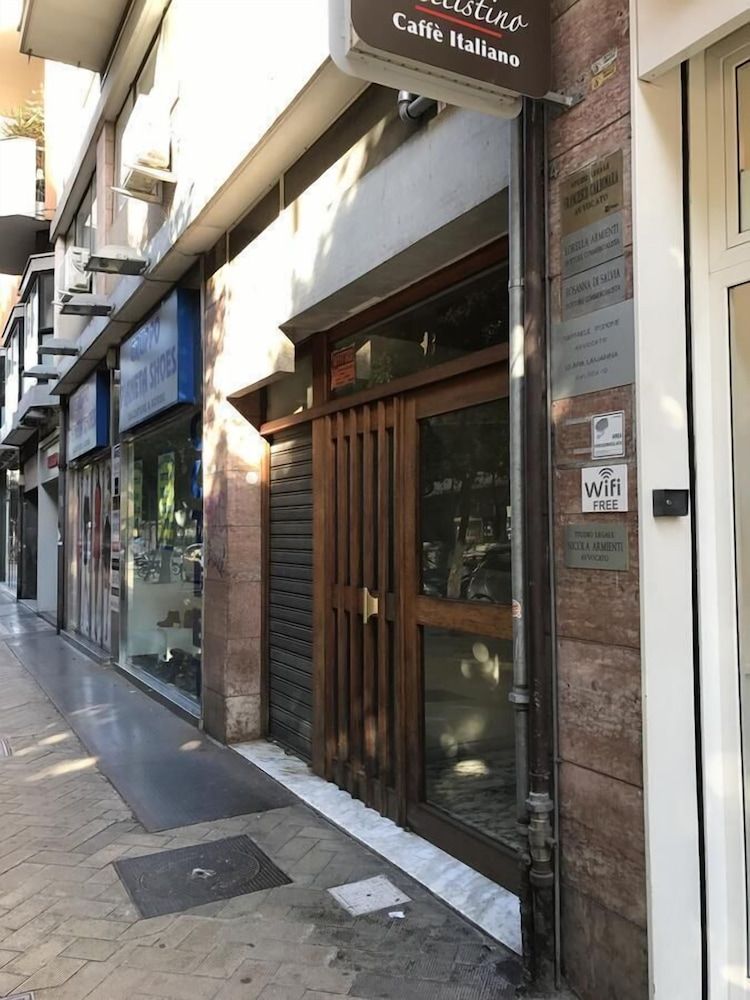 undefined Cavour 124