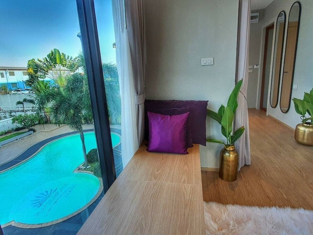 Platinum Hotel Studio, Pool View 6