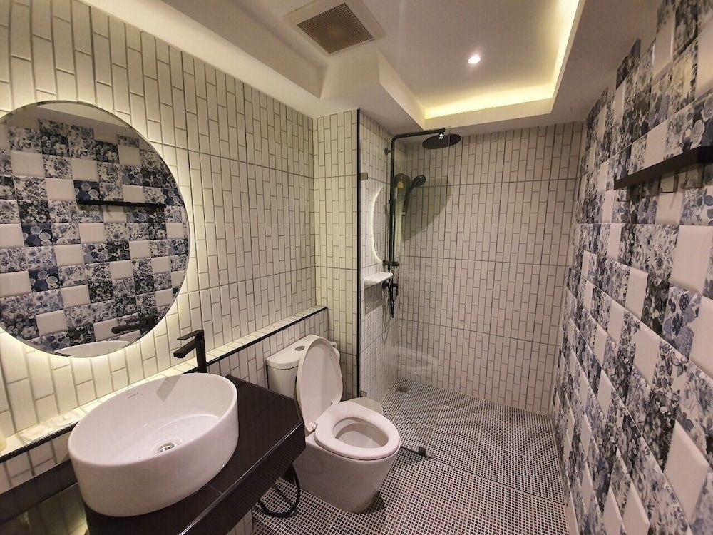 Platinum Hotel Studio, Garden View 3