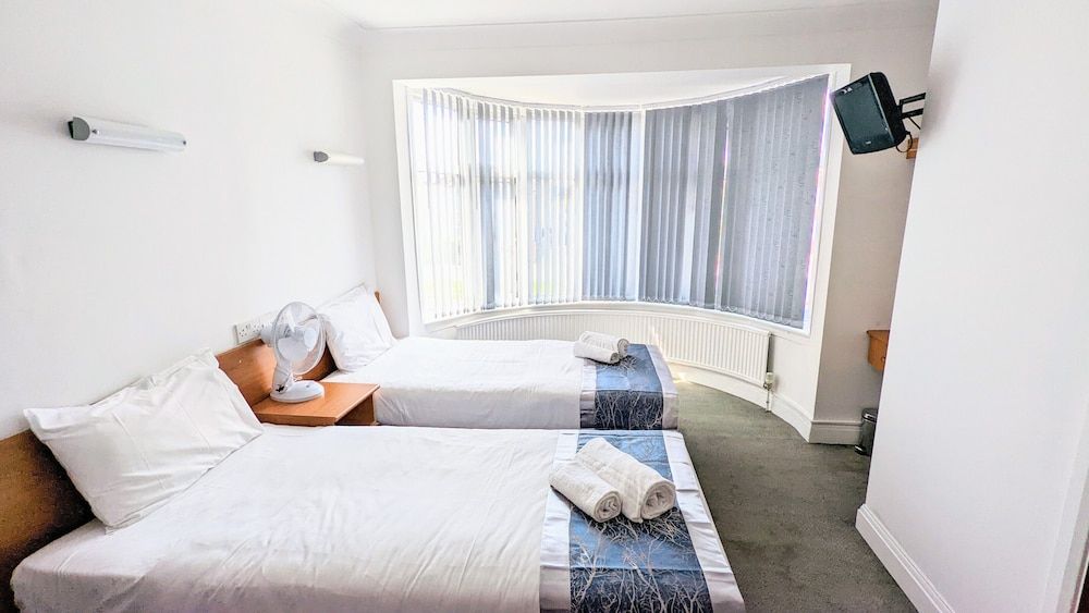 undefined SK Heathrow Hotel 6