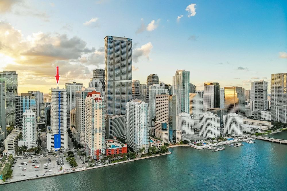 undefined Luxury Apartments W Pool & Ocean views