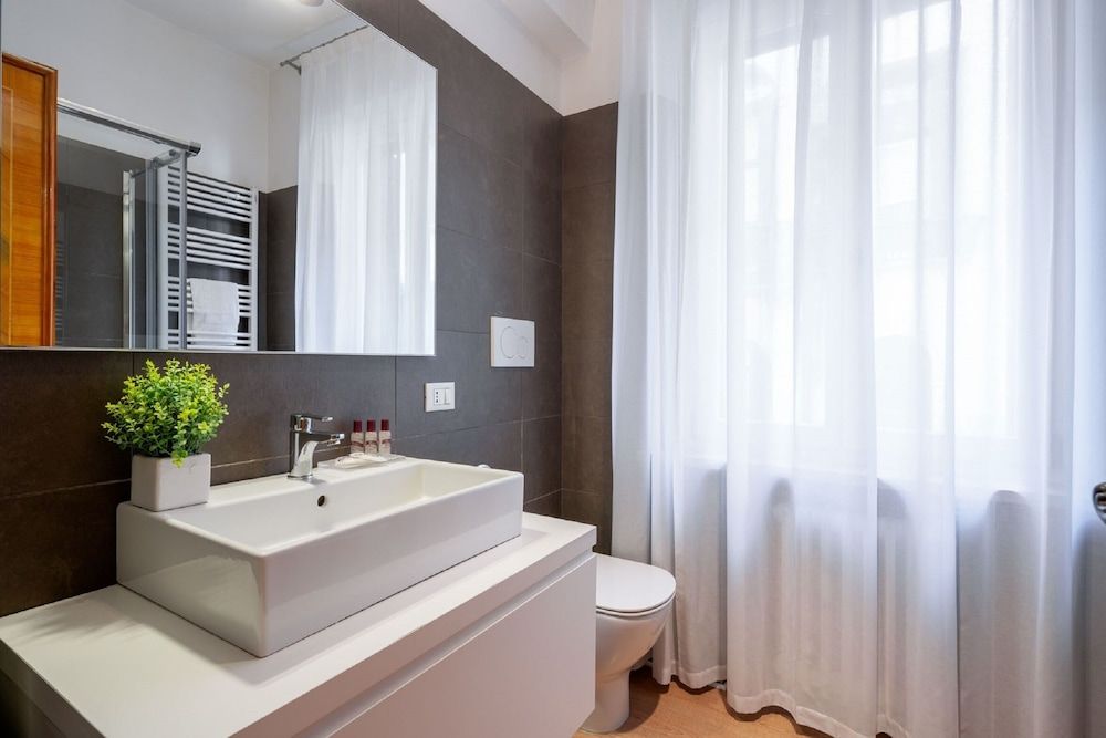 San Marco Boutique Canal View Deluxe Apartment, 2 Bedrooms 11