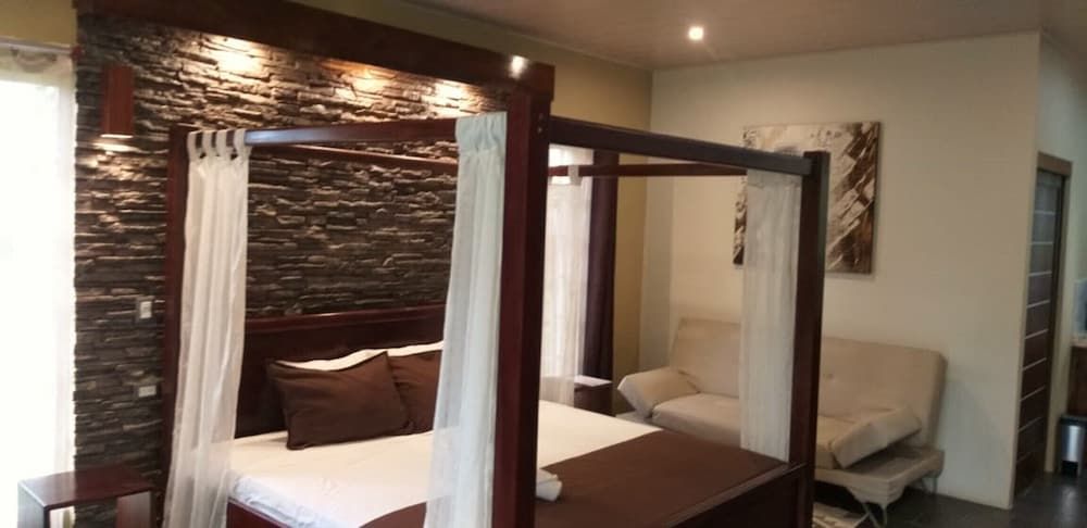 undefined Tropical Suites & Villas 6