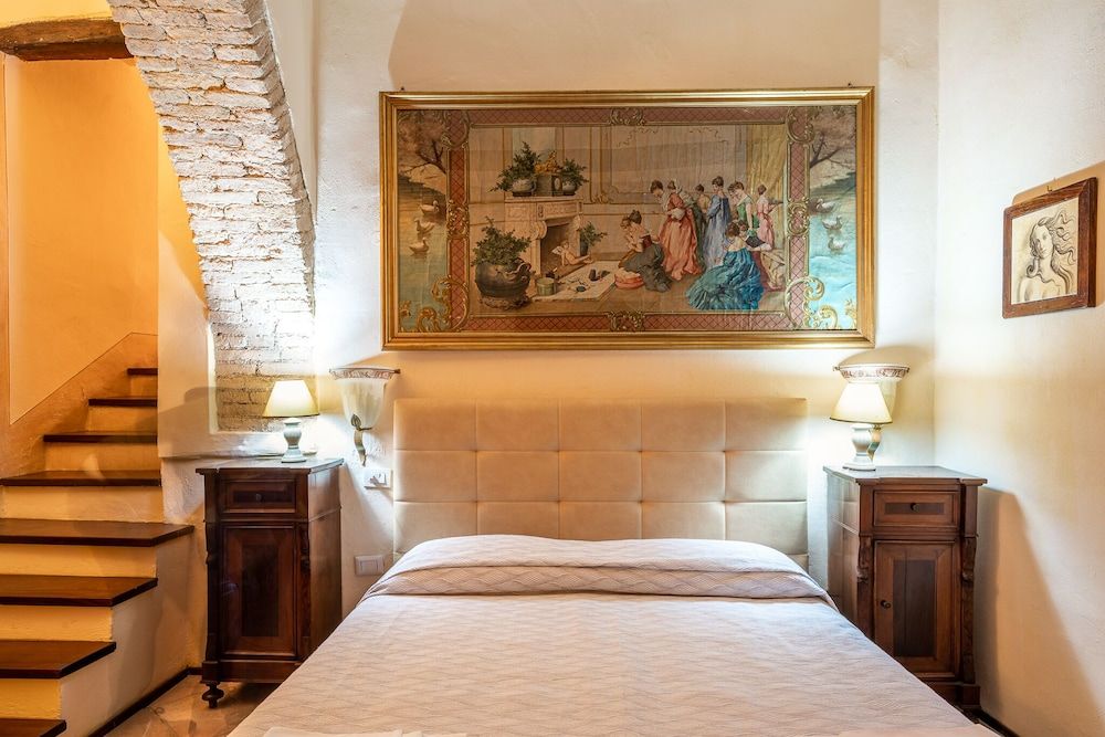 HOTEL TREVI Triple Room 2