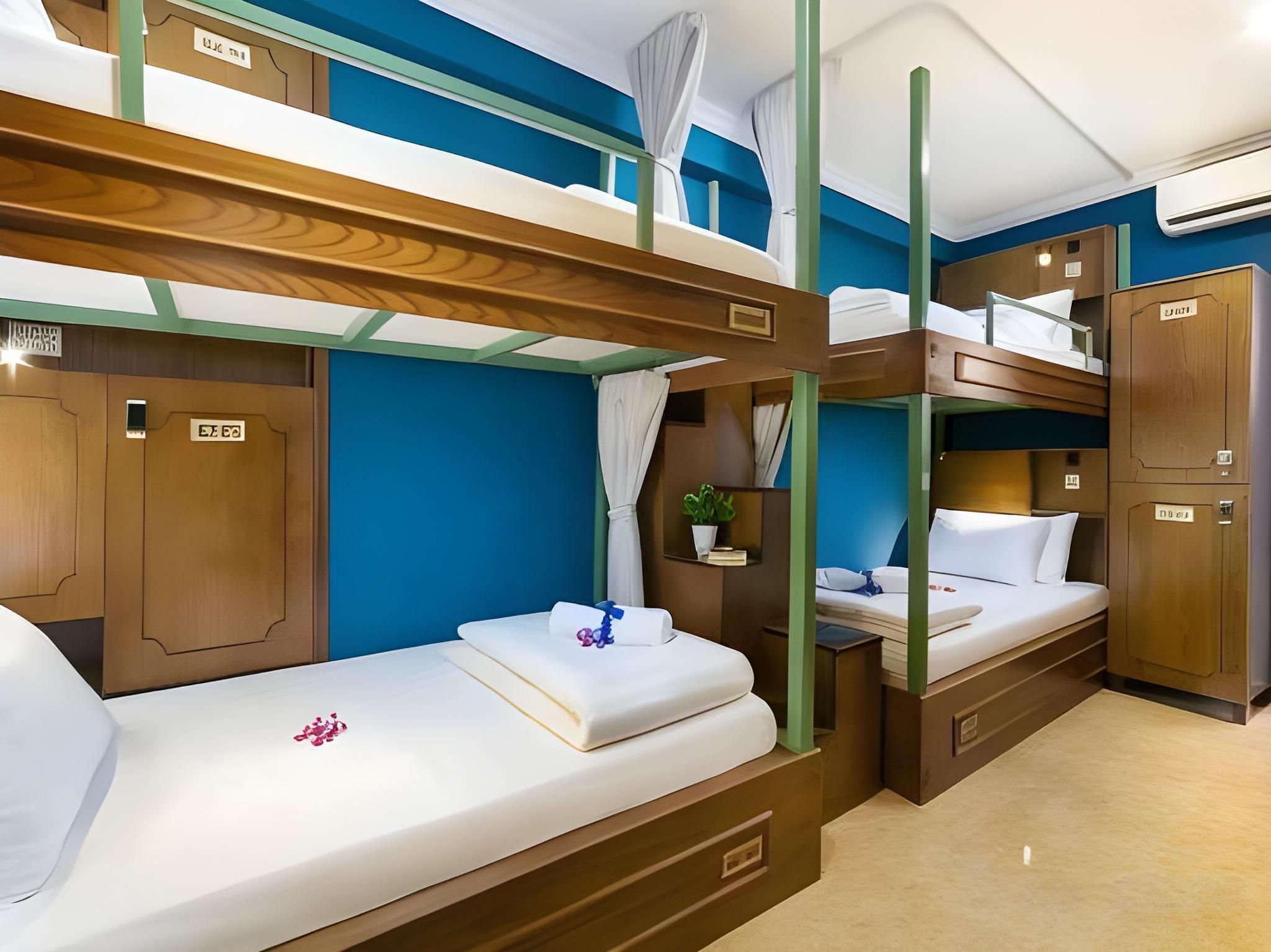 1 Person in 6-Bed Dormitory - Mixed