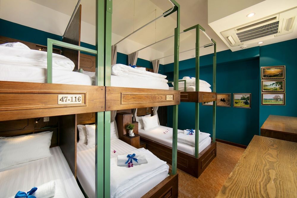 Little Charm Hanoi Hostel Deluxe Shared Dormitory, Women only, City View (6 Beds) 3