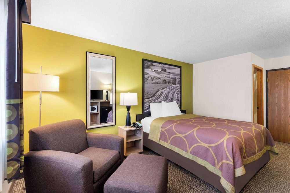 Room, 1 Queen Bed, Non Smoking