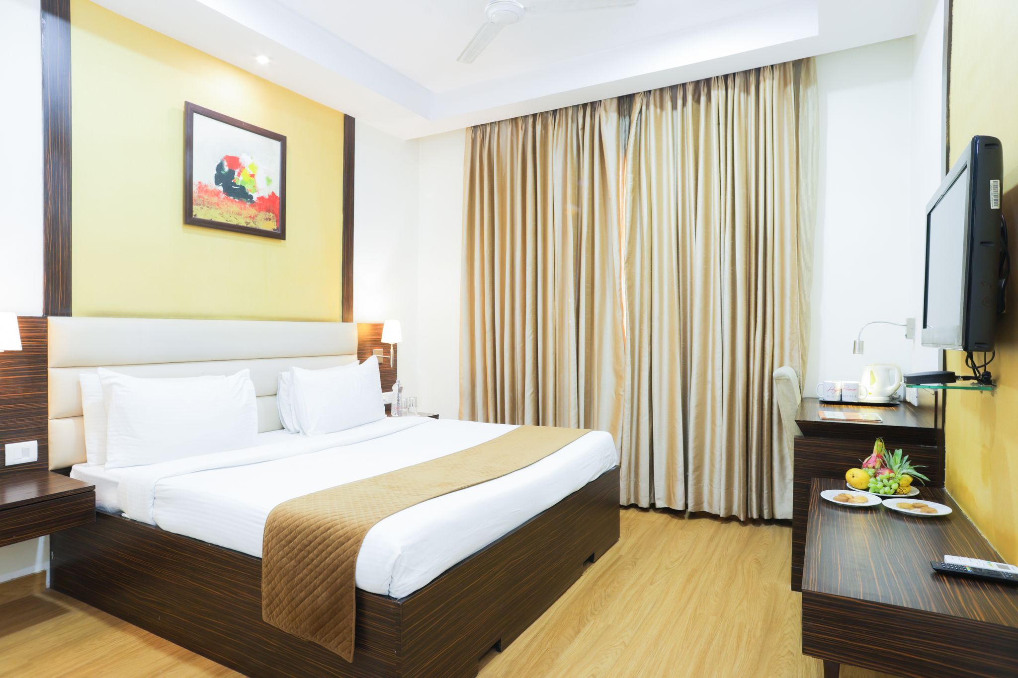 Hotel Hyphen Premier Deluxe Room