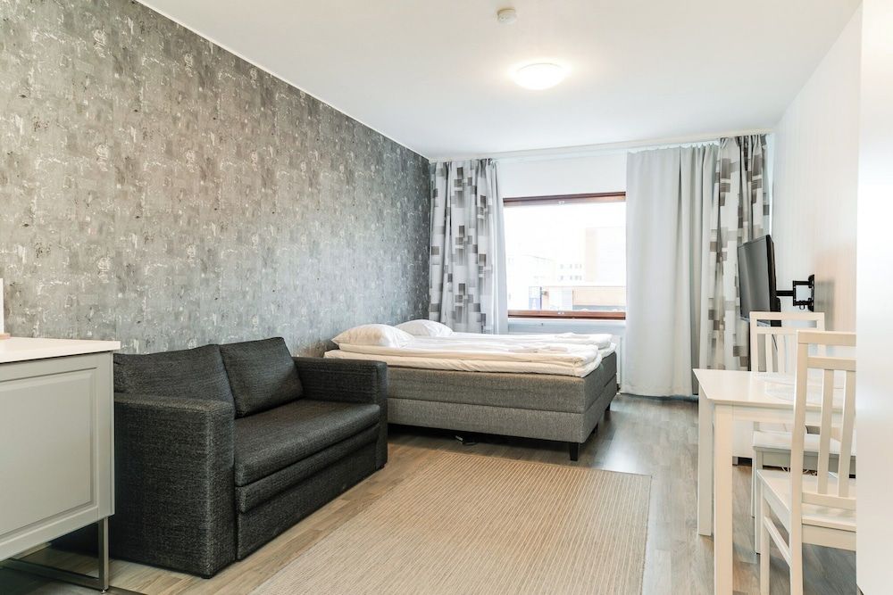 Studio, 2 Twin Beds (B9)