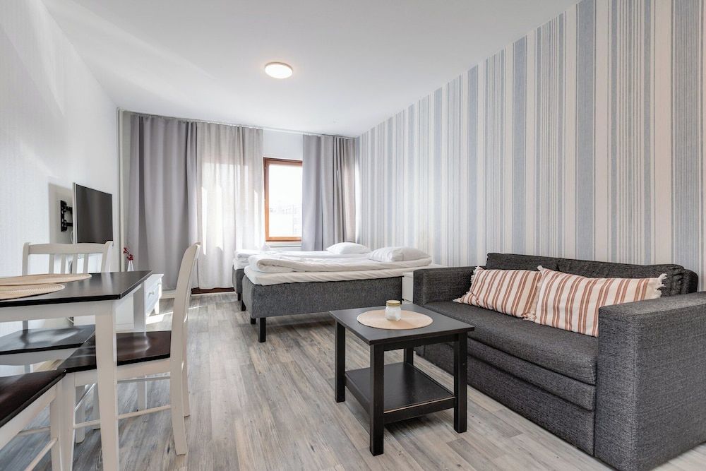 Studio, 2 Twin Beds (B1)