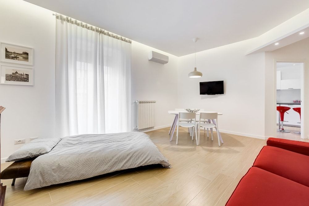 Lovely  3 rooms apartment close Trastevere Station Apartment, 3 Bedrooms 10