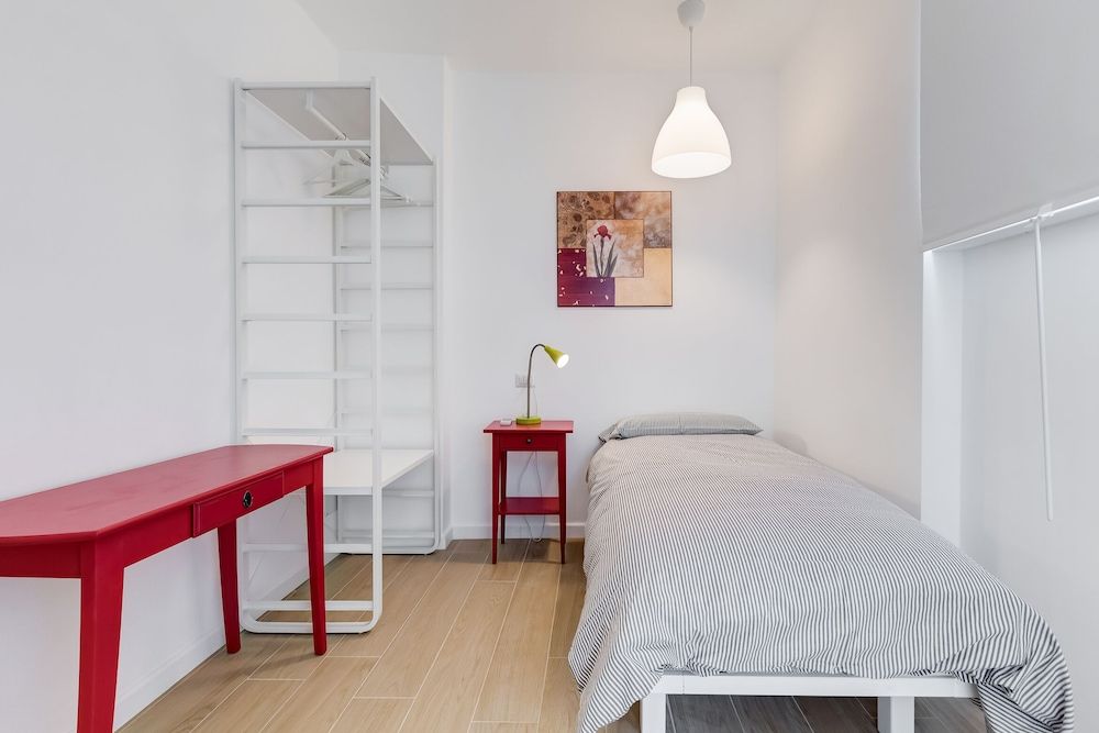 undefined Lovely 3 rooms apartment close Trastevere Station 9