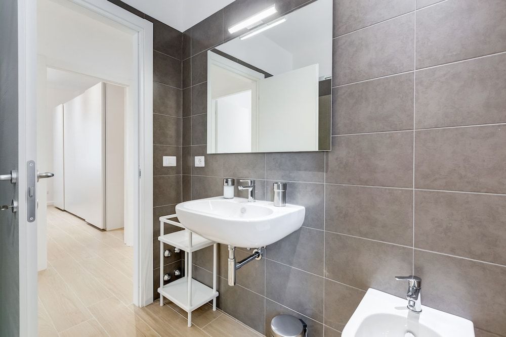 Lovely  3 rooms apartment close Trastevere Station Apartment, 3 Bedrooms 26