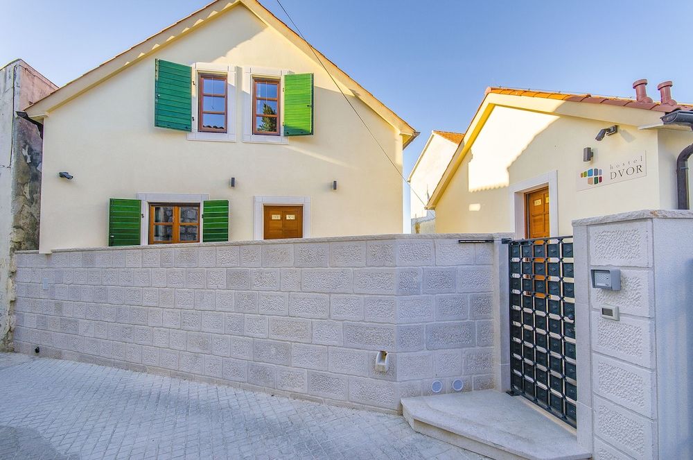undefined Hostel Dvor 10