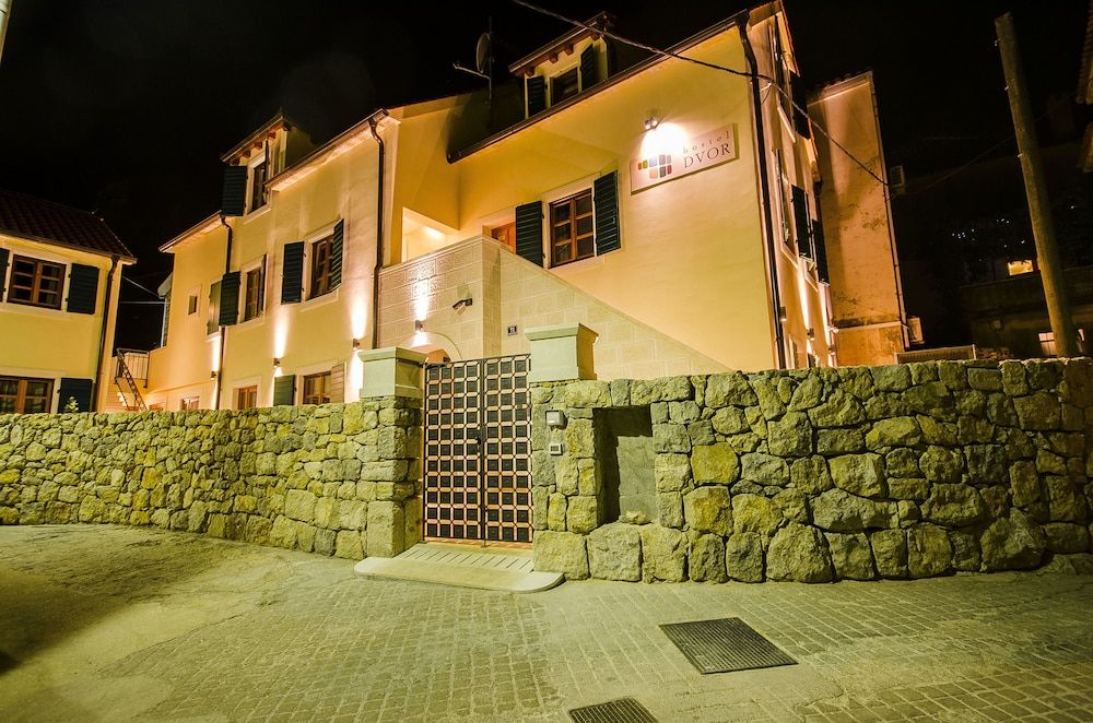 undefined Hostel Dvor 7