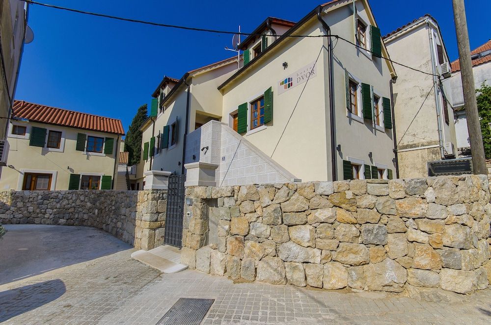 undefined Hostel Dvor 6