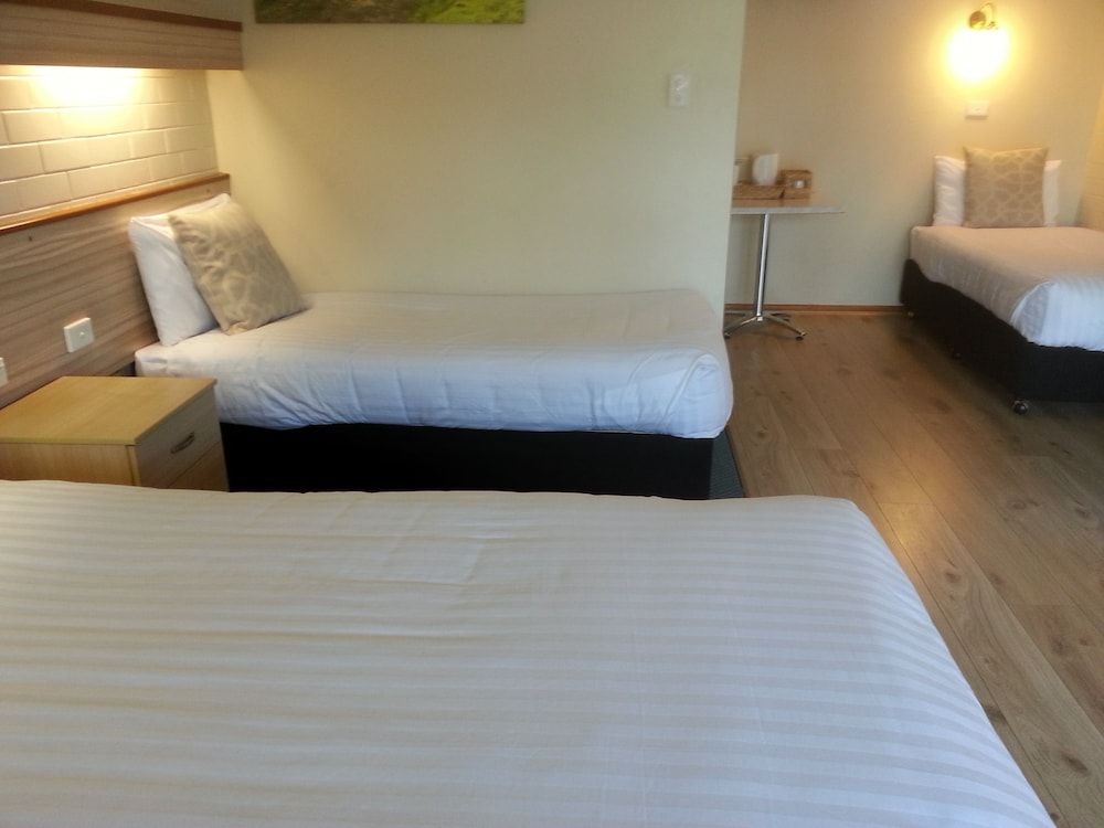 Kurri Motor Inn Family Room, Non Smoking 2