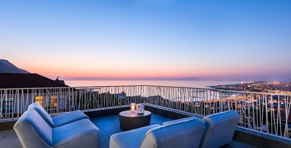 Kianga Luxury Penthouse, 2 Bedrooms, Ocean View 8