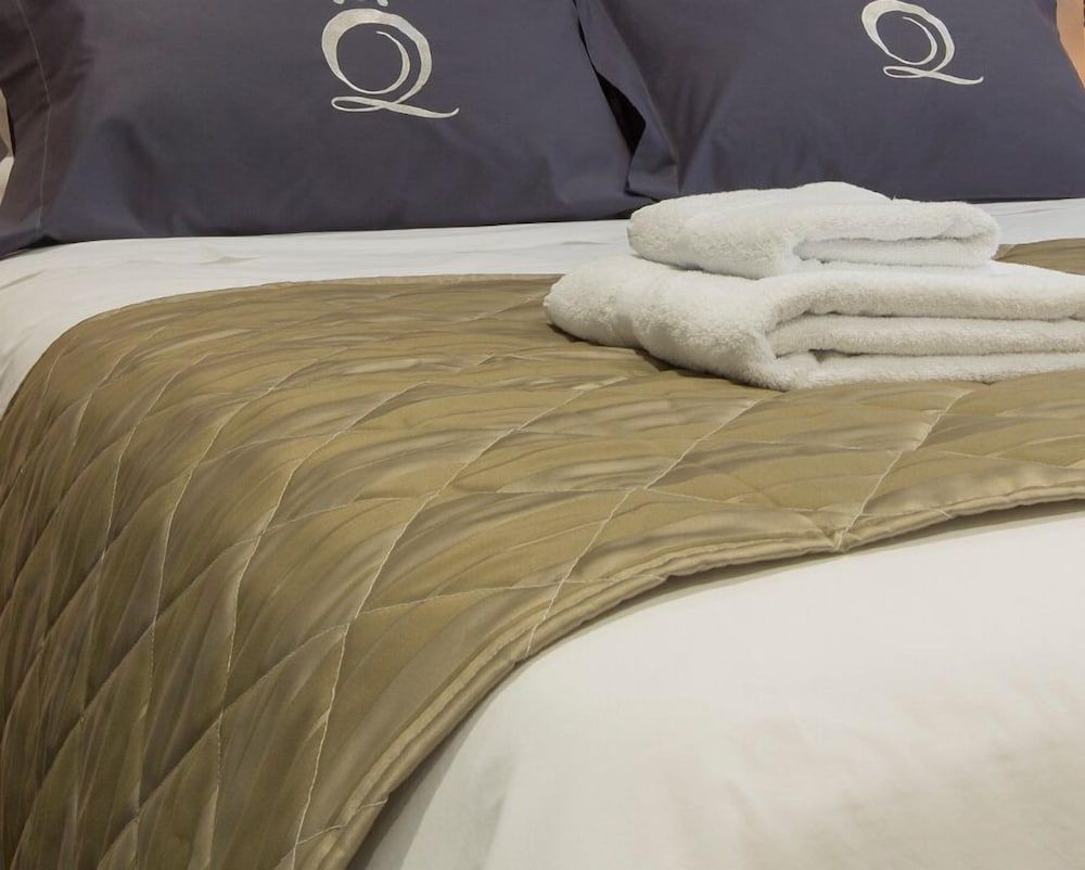 The Queen Luxury Apartments - Villa Cortina