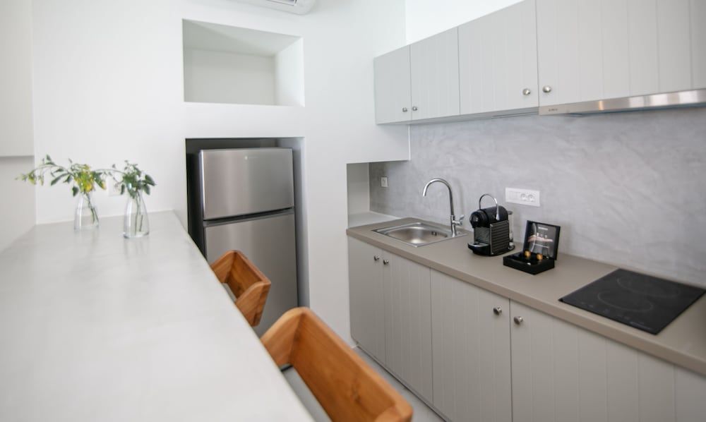 Thimari Lodge Cave Suite 7