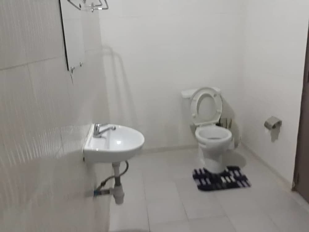 Hotel Restaurant du 3ème Pont Standard Double Room, 1 Double Bed, Non Smoking 8