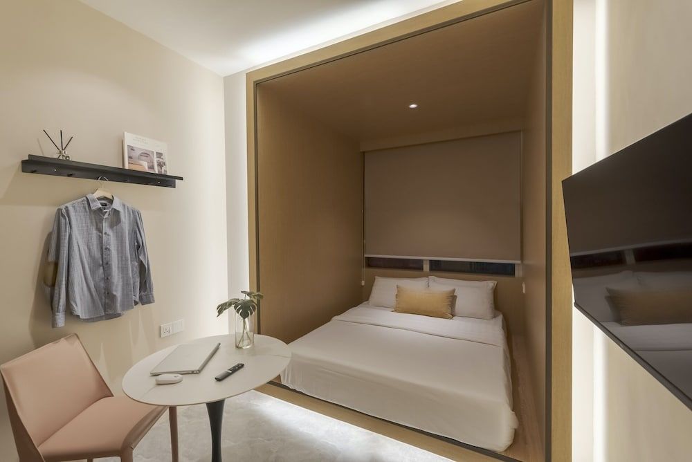 Superior Queen Room with Sunset View