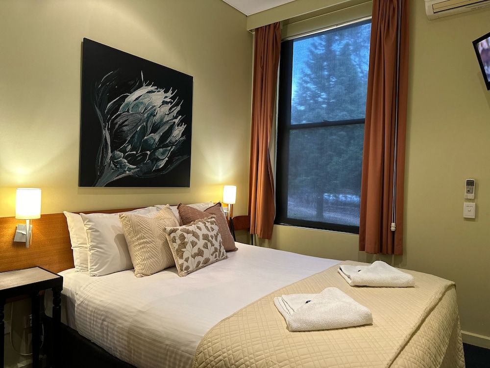 The Grand Oaks Resort Standard Room, Non Smoking (Double Room)