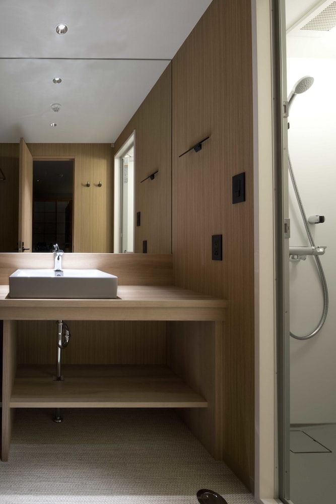 [101] Hollywood Twin Room