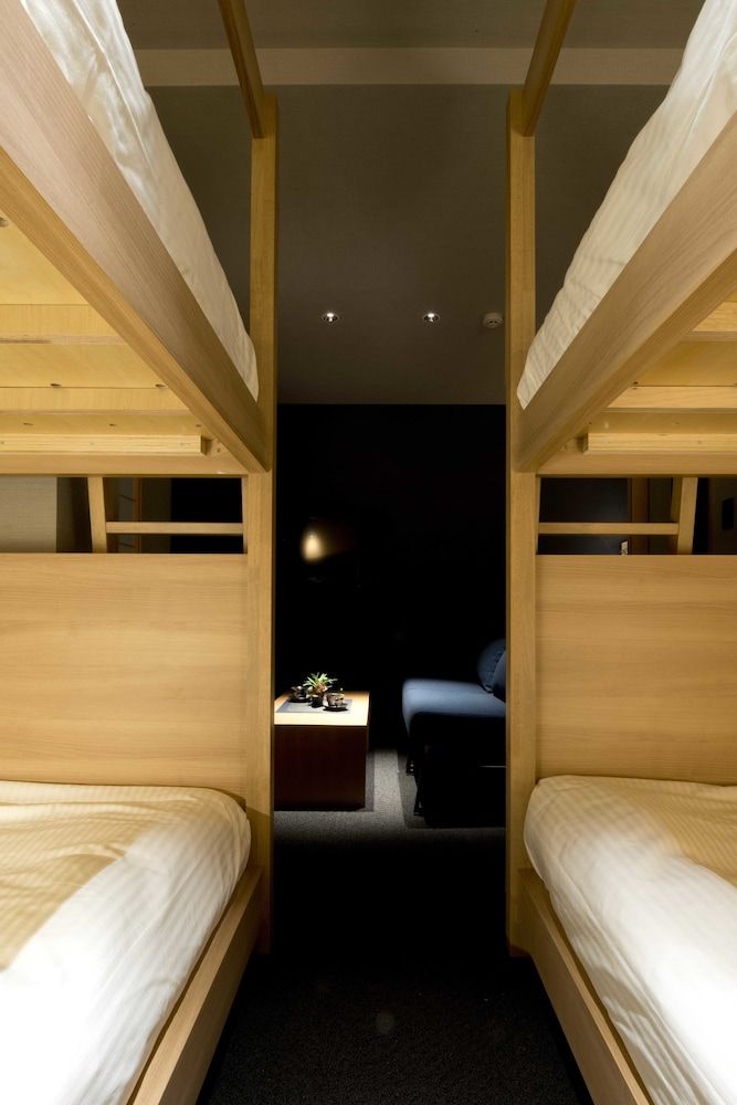 [303] Quadruple Room