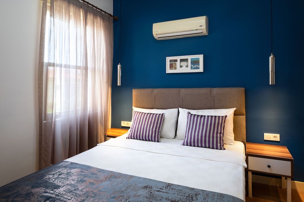Mono Hotel Economy Double Room, 1 Double Bed, Courtyard View 4