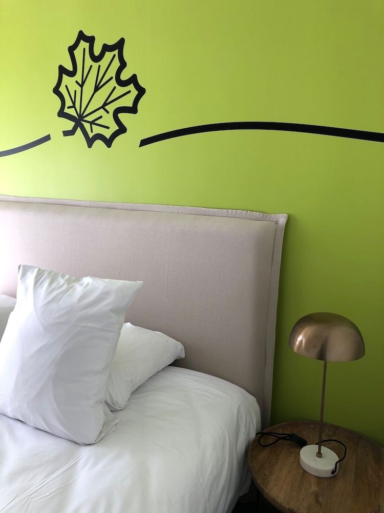 Sure Hotel by Best Western Argentan Superior Room, 2 Twin Beds, Non Smoking 3