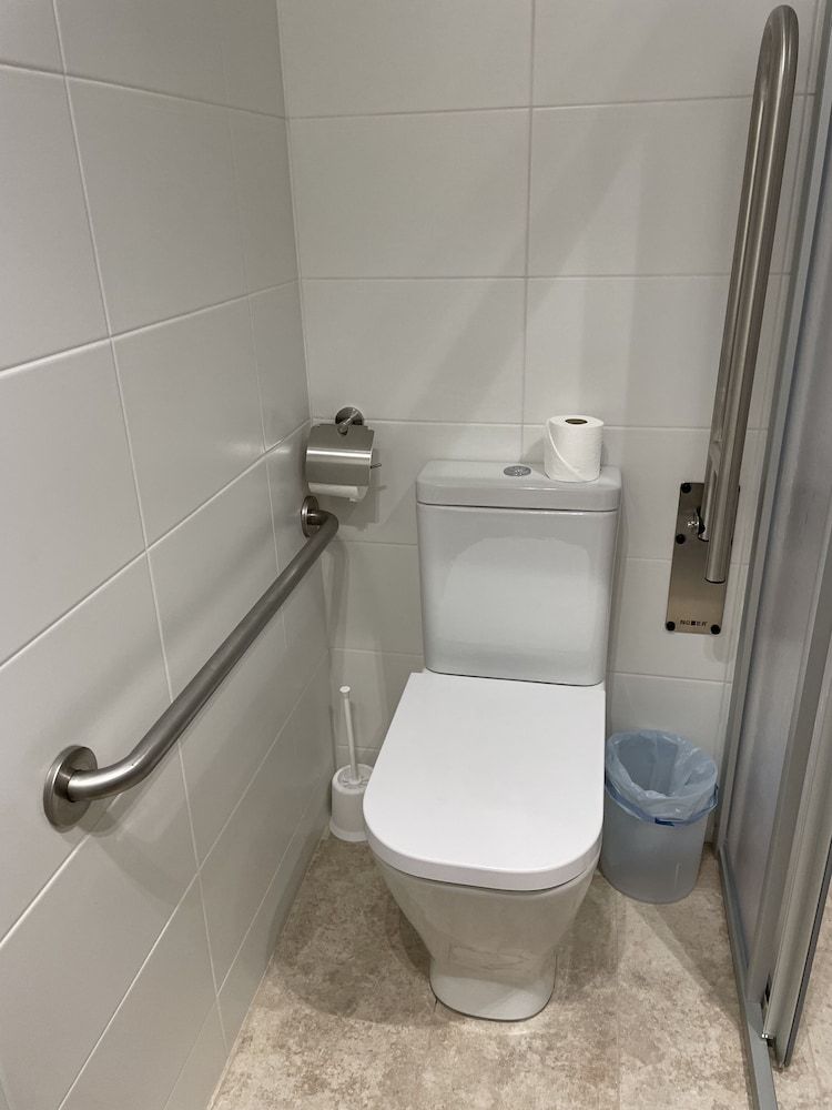 Hey Rooms Basic Twin Room 5