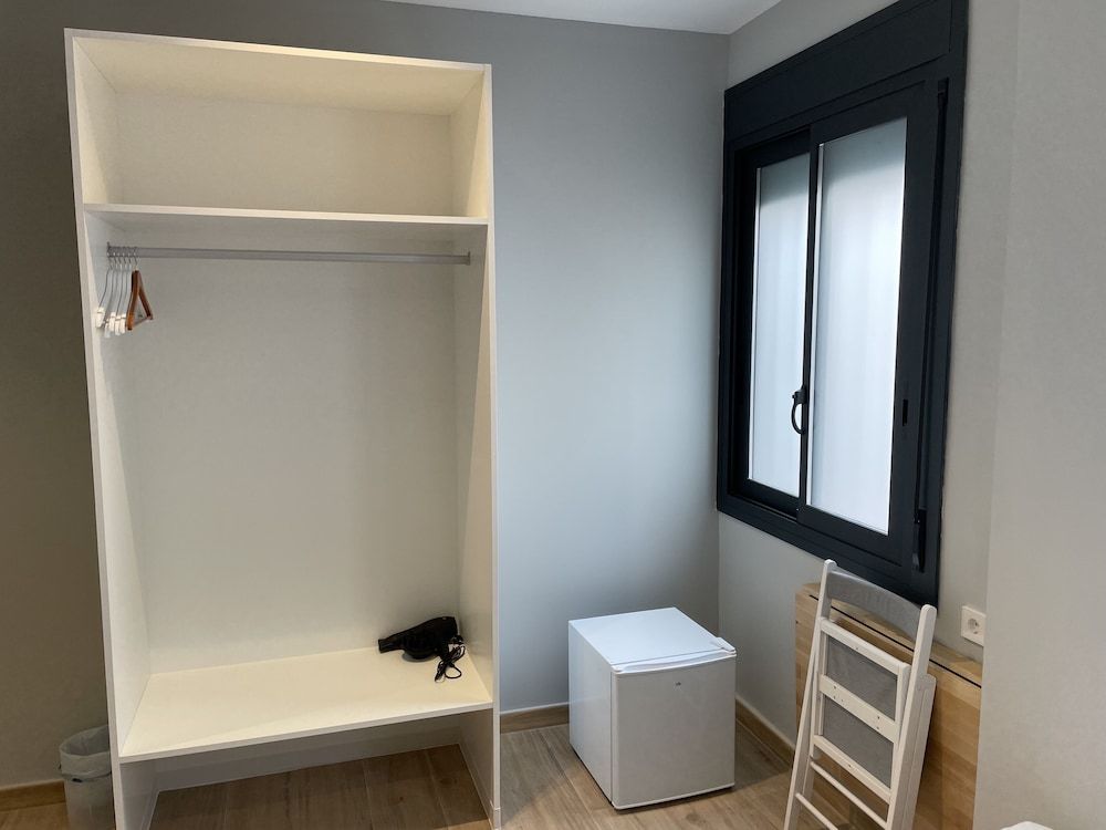 Hey Rooms Basic Twin Room 6