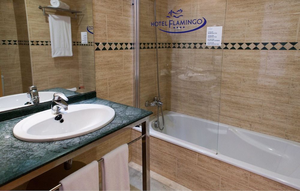 Double Room (Lofted Ceiling, 2 Persons)