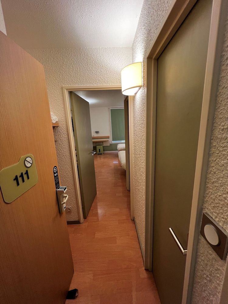 ibis budget Marseille Est Porte d'Aubagne Standard Room (1-2 or 3 pers.) 17