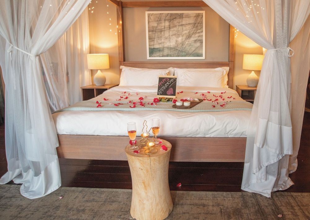 Malkoha Lake St. Lucia Deluxe Double Room, 1 King Bed, Bathtub, Lake View 3
