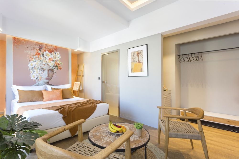 Artree Suites Deluxe Suite 4