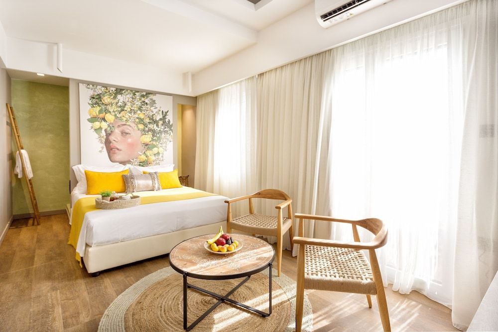 Artree Suites Deluxe Suite 11