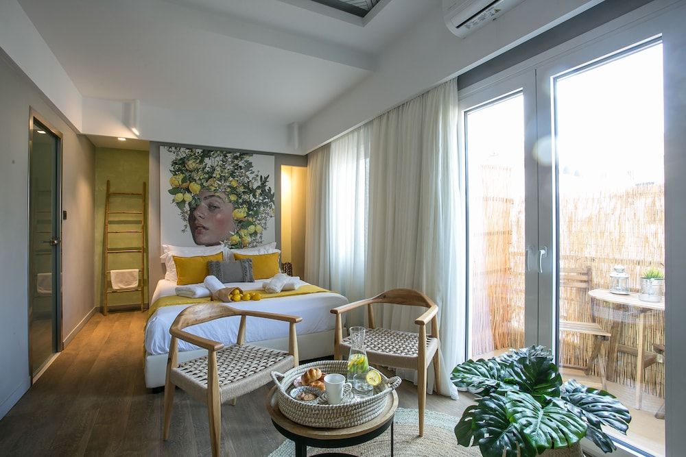 Artree Suites Deluxe Suite 16