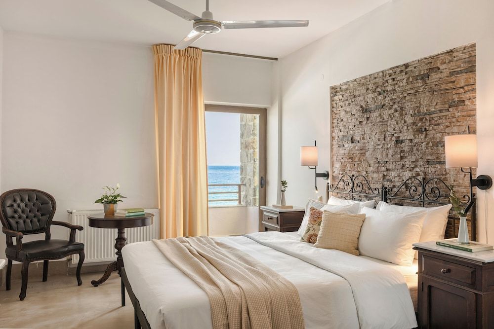 Double Room (Upper Floor)
