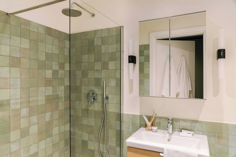 Testaccio Hotel Monte dei Cocci, Sonder by Marriott Bonvoy Room, 1 King Bed, Terrace 5