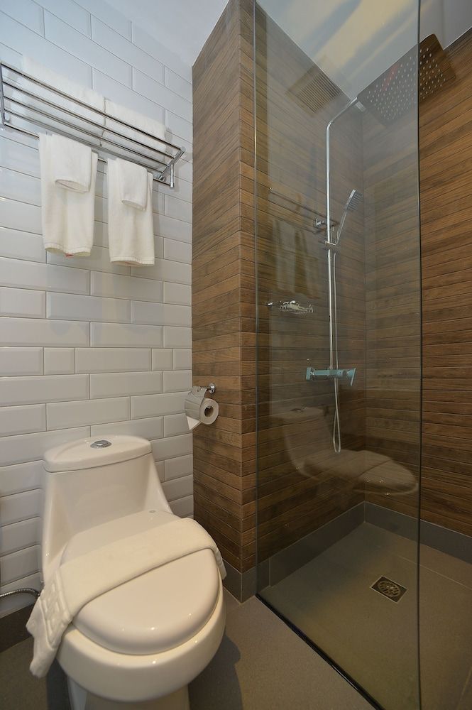 The Orchard Hotel Baguio Supreme Room, Balcony 2