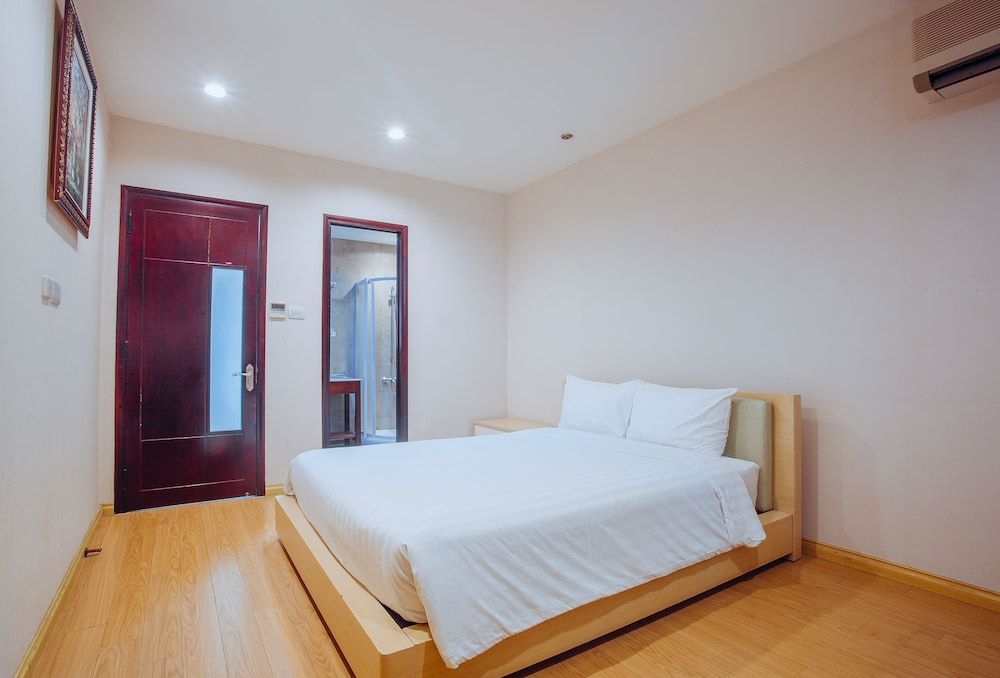 Family Apartment, 3 Bedrooms, Bathtub, City View